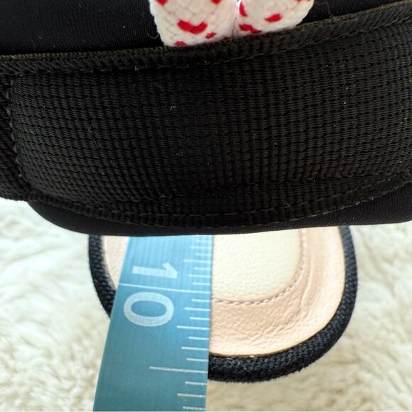 Fendi Colibri Mesh Slingback Pumps size 40 EU Authentic Retail 995$ - Picture 12 of 12